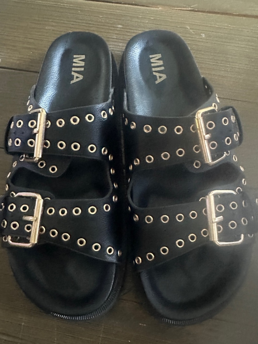 Mia Brooklyn Slide Black Sandals with Gold Grommet Detail size 8